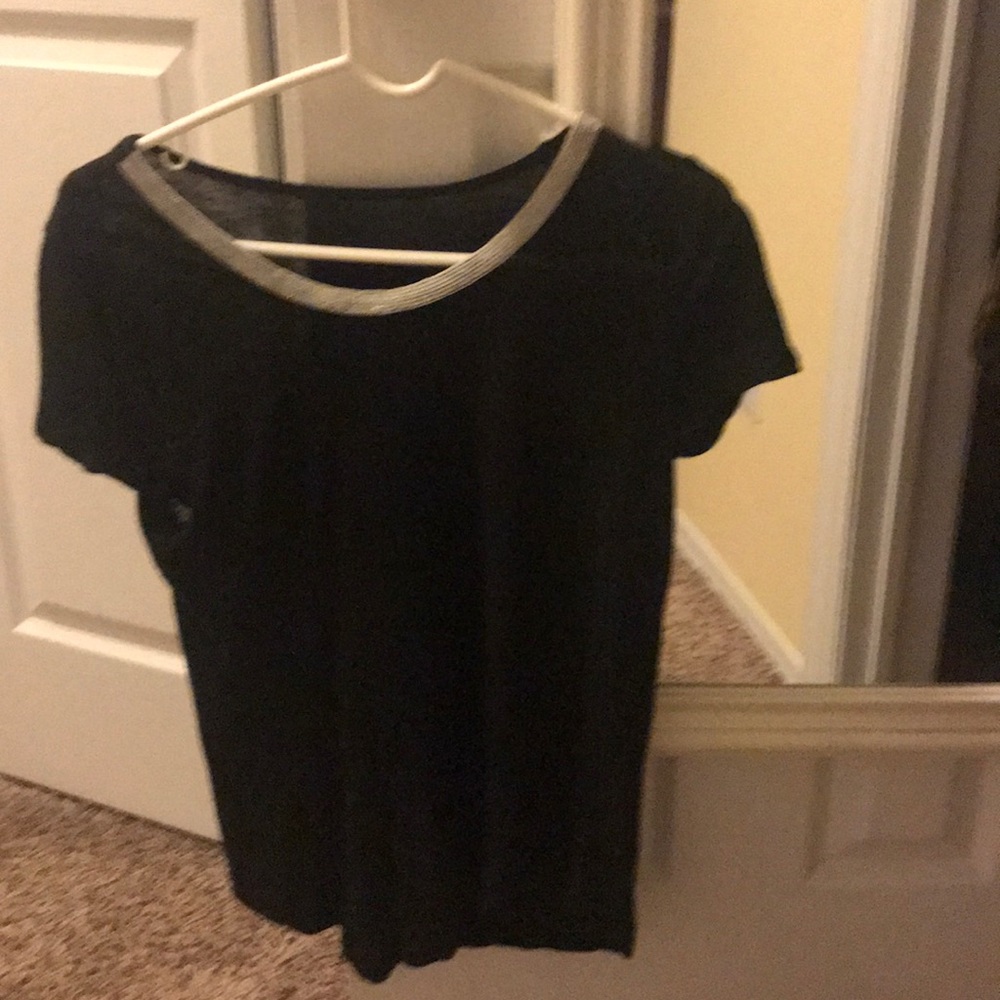 Black short sleeved shirt
